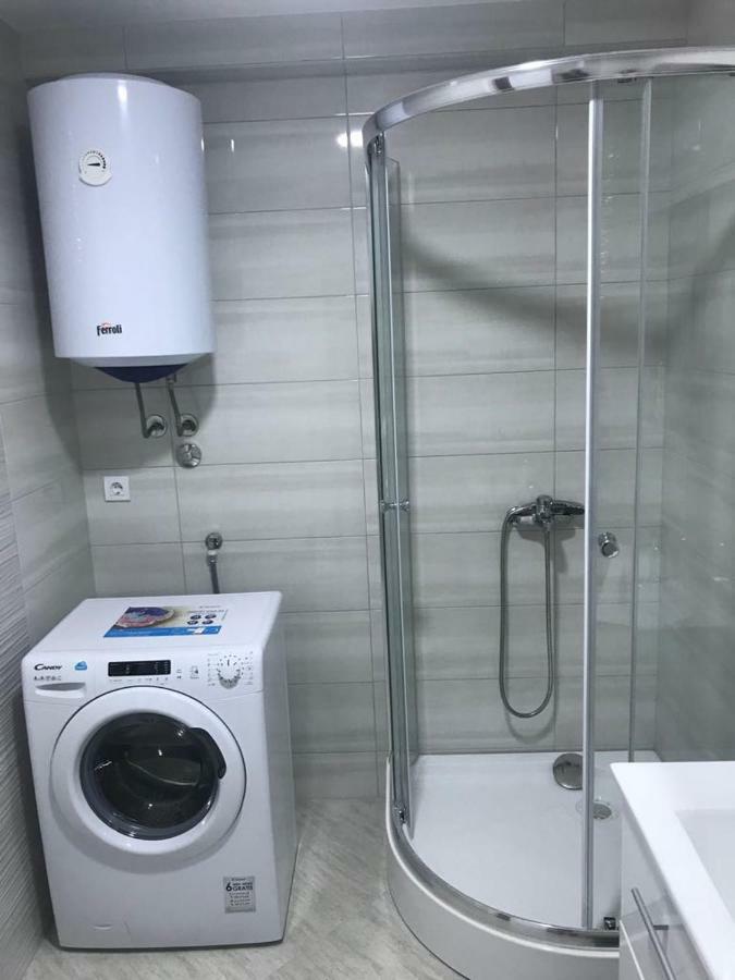 Luda Kuca Apartman Bar Kültér fotó