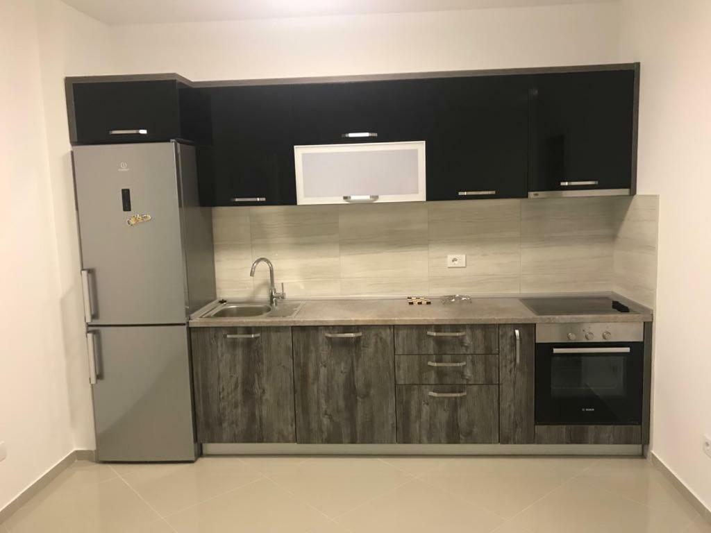 Luda Kuca Apartman Bar Kültér fotó